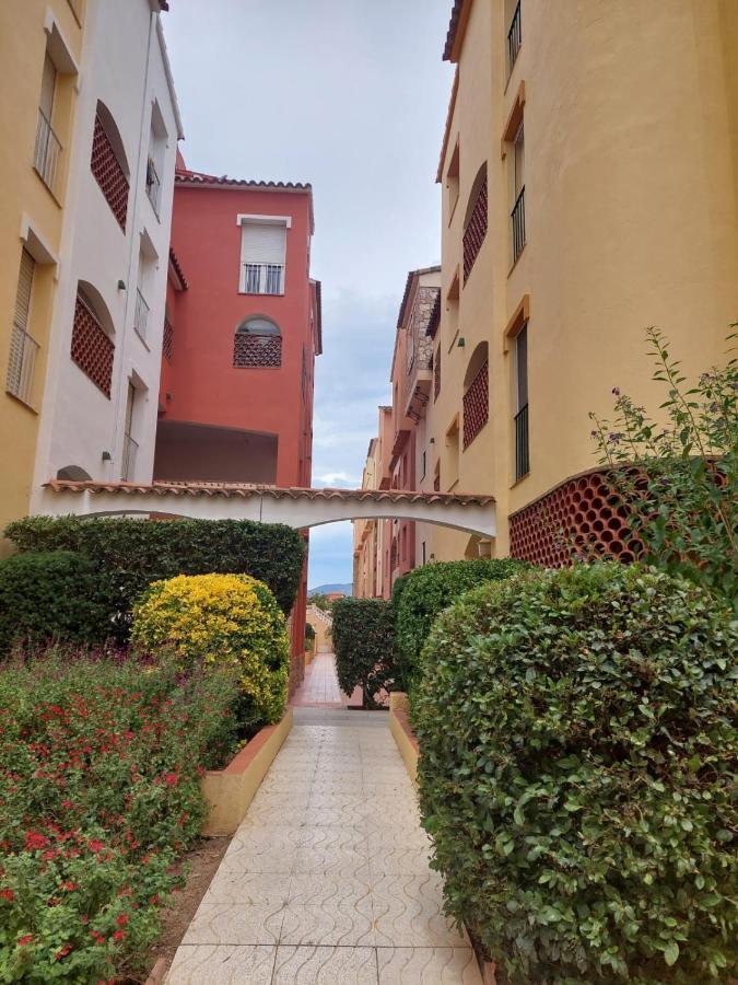 Appartement Empuriabrava Luaran gambar